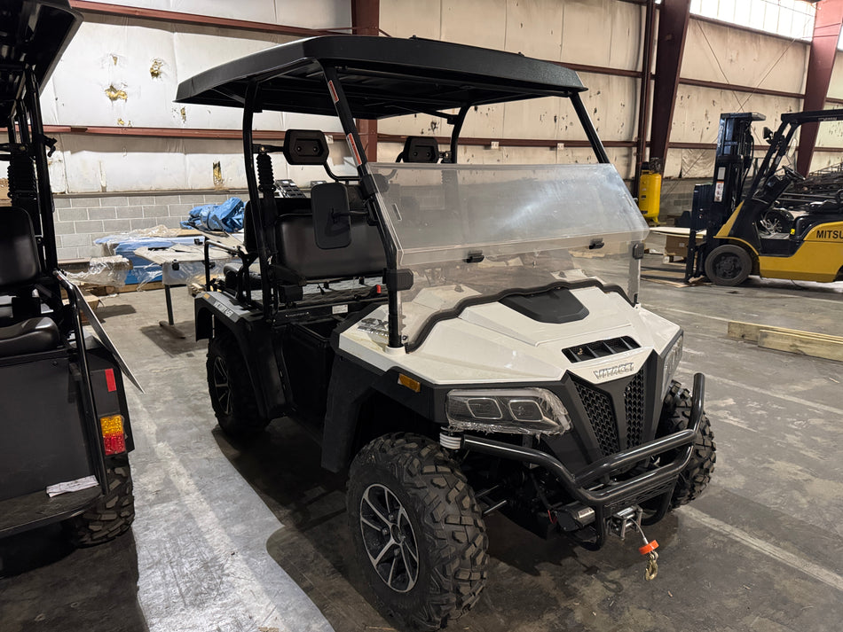 White Victory 450 EFI 4X4 Golf Cart (Overstock)