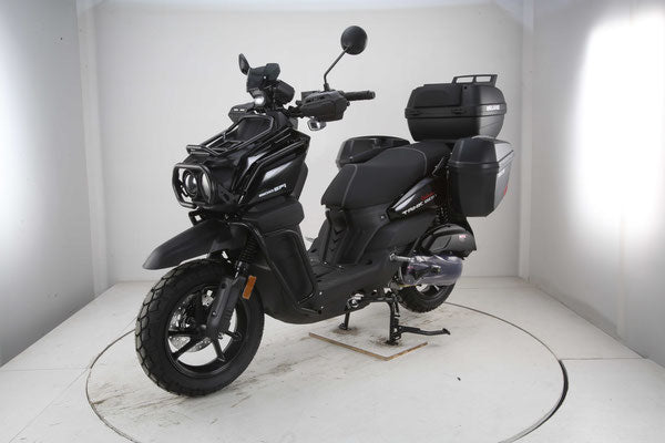 Black Tank 200 EFI DLX Scooter (Overstock)
