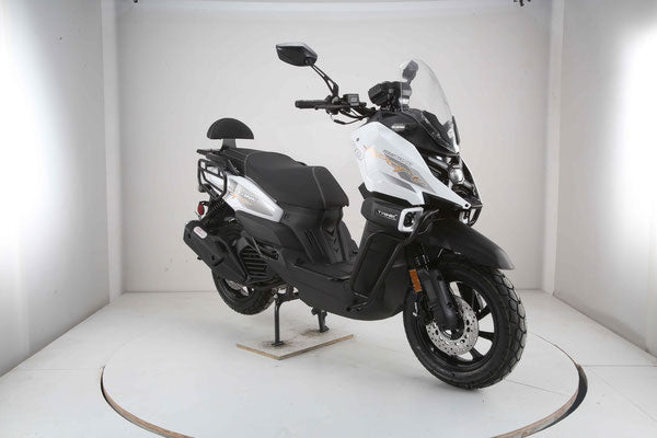 Tank 200 EFI Sport Scooter