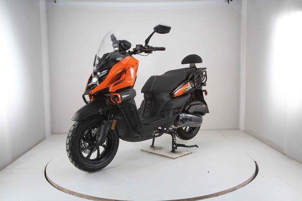 Tank 200 EFI Sport Scooter